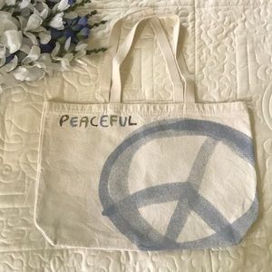 Peaceful tote bag
